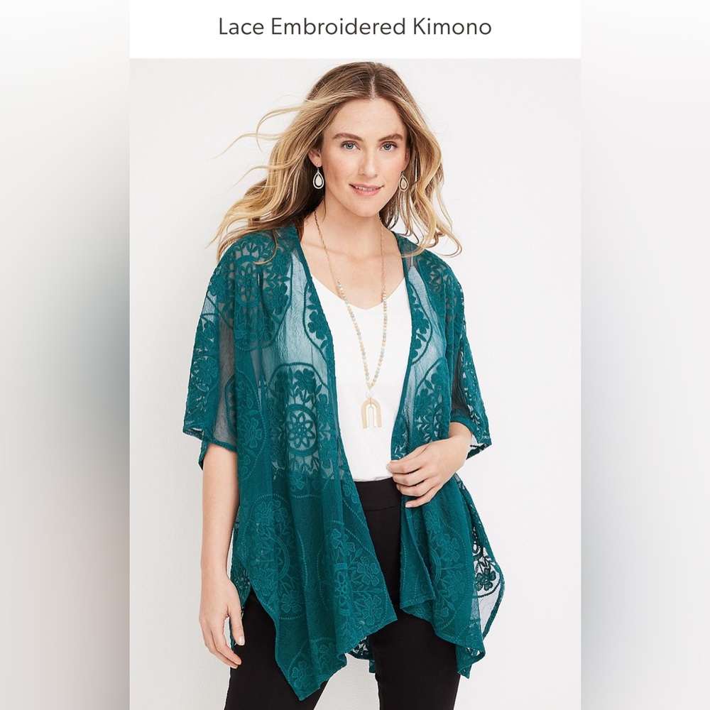 Lace Embroidered Kimono (Plus Size)